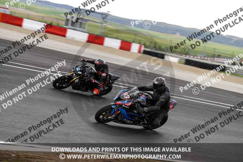 cadwell no limits trackday;cadwell park;cadwell park photographs;cadwell trackday photographs;enduro digital images;event digital images;eventdigitalimages;navarra;no limits trackdays;peter wileman photography;racing digital images;trackday digital images;trackday photos